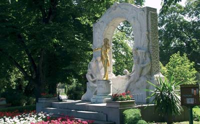 Johann Strauss Statue at Stadtpark