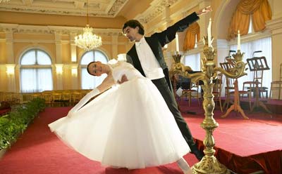 Tänzer und Ballett im Rosenkavaliersaal