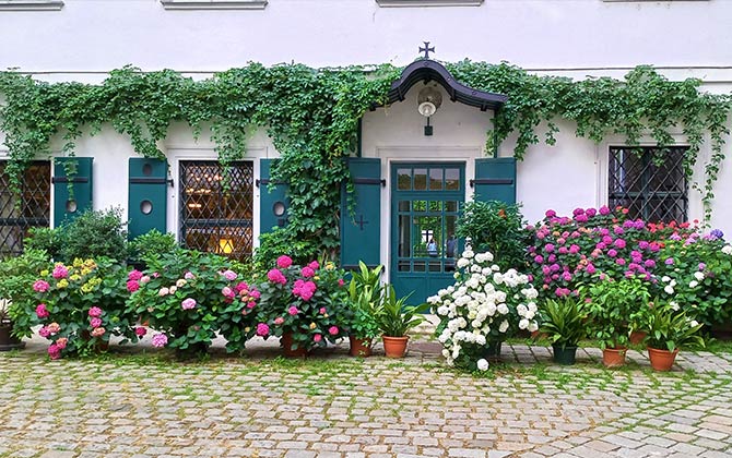 Der Sala Terrena vom Innenhof aus